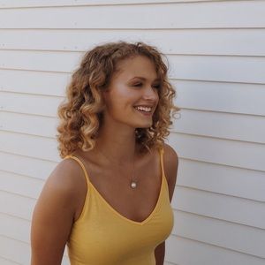 Meet your Posher, Laney